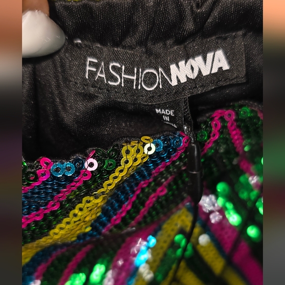 NWT FASHION NOVA  Halter Sequin Mini Dress - Multicolored Size M - Picture 6 of 8